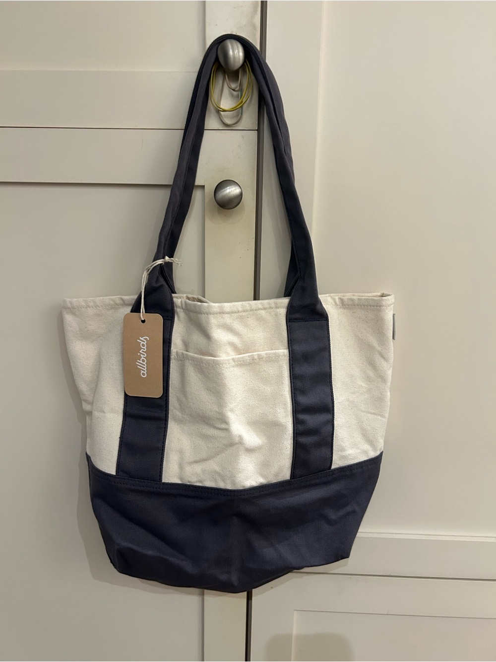 New w/tags allbirds Two-Tone Canvas Tote in Natural & Navy Trim